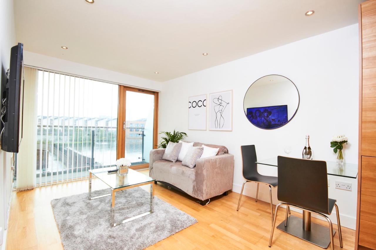 Deluxe Leeds City Centre Apt With Free Parking No Balcony Διαμέρισμα Εξωτερικό φωτογραφία